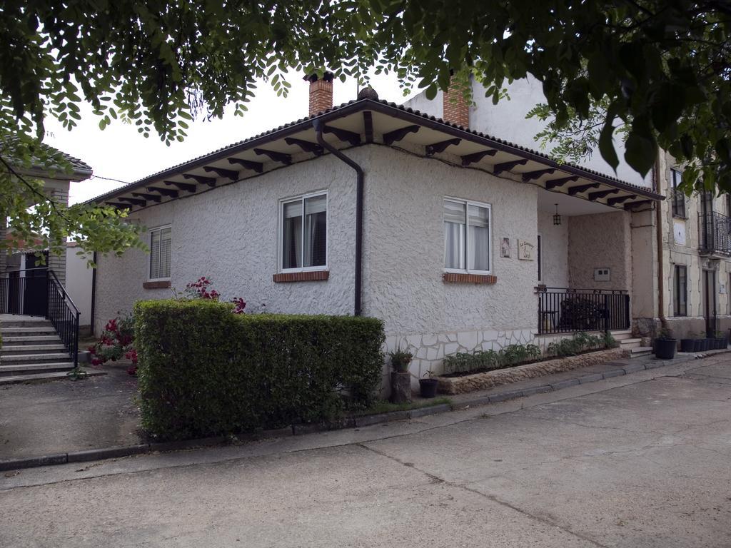 Casa Rural La Conejera Madrigalejo Del Monte Habitación foto